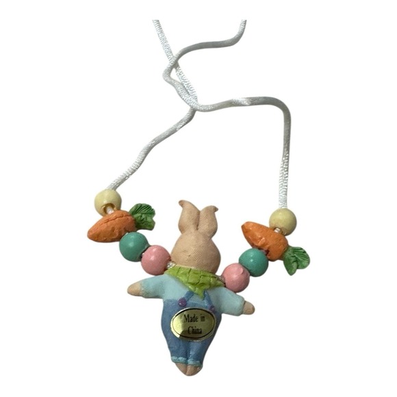 Easter Bunny Rabbit Resin Necklace Carrots Eggs Hallmark 1990s - Picture 2 of 2